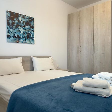 Blue Horizon 6 Apartment Nea Kallikrateia Ngoại thất bức ảnh