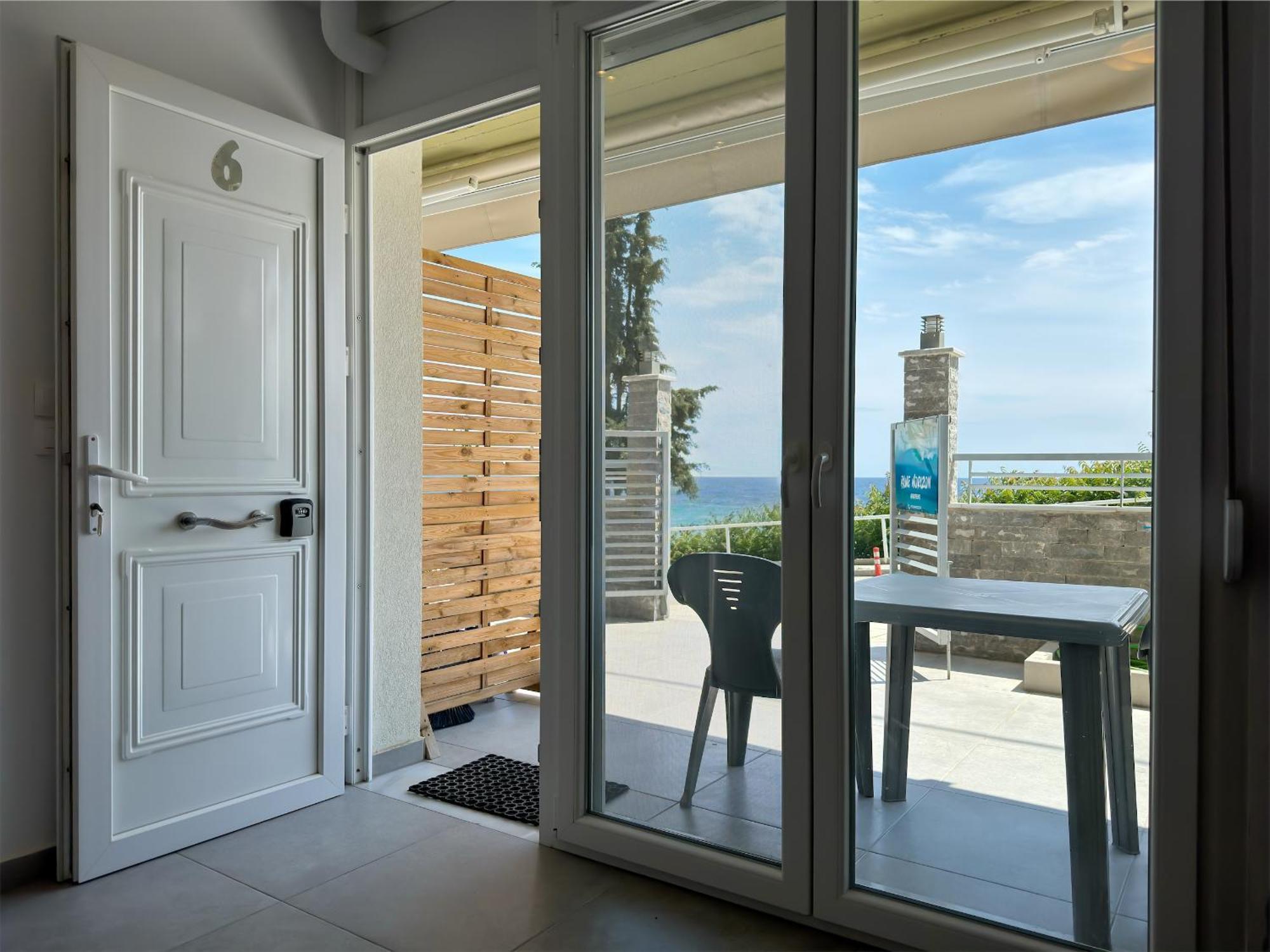 Blue Horizon 6 Apartment Nea Kallikrateia Ngoại thất bức ảnh
