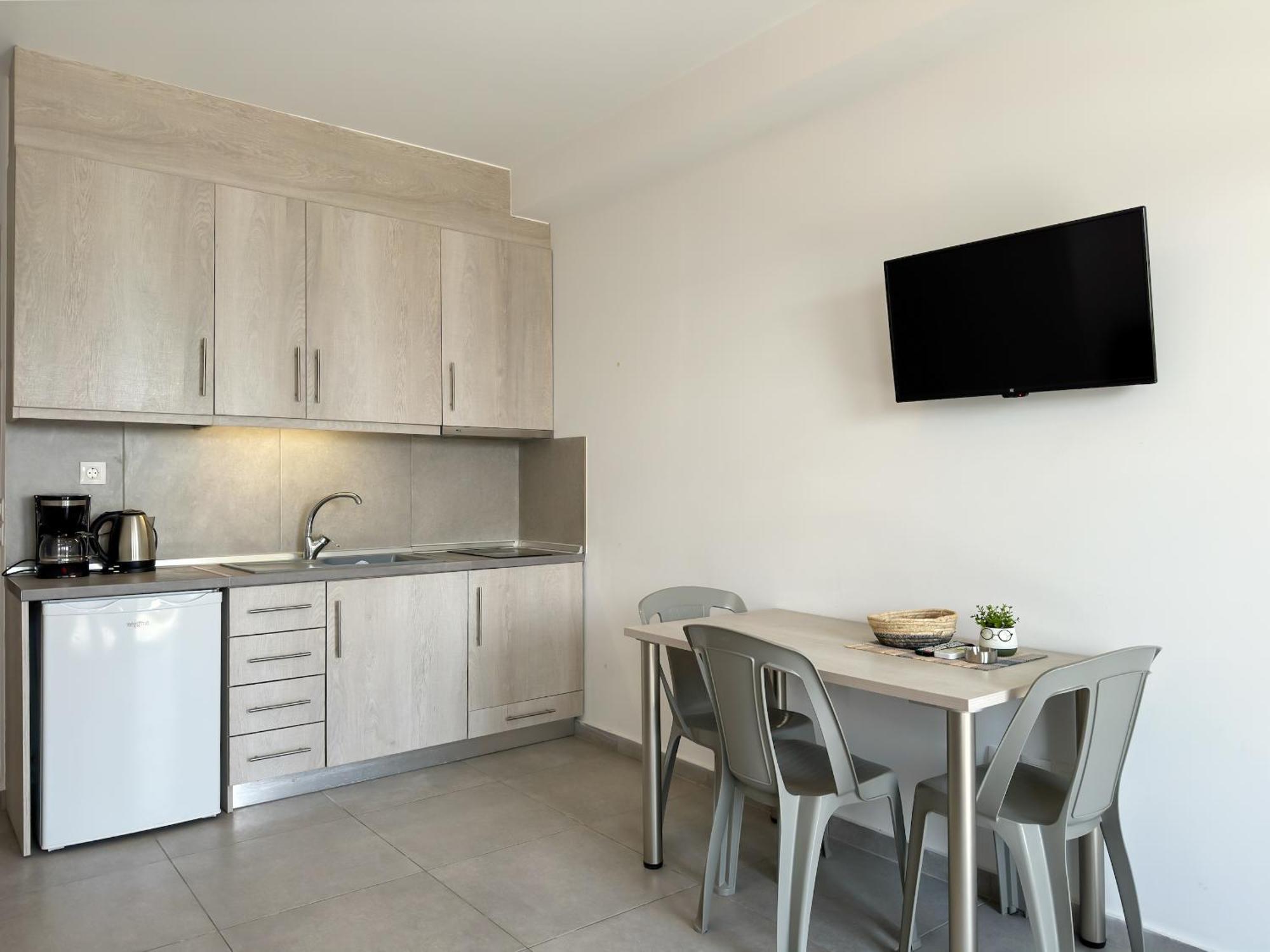 Blue Horizon 6 Apartment Nea Kallikrateia Ngoại thất bức ảnh